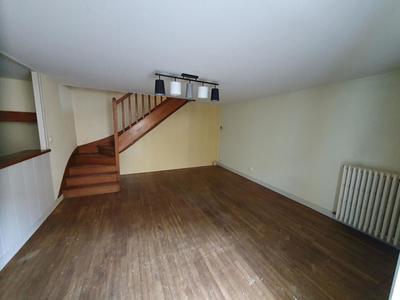 Maison - 91 m² - 5 pièces