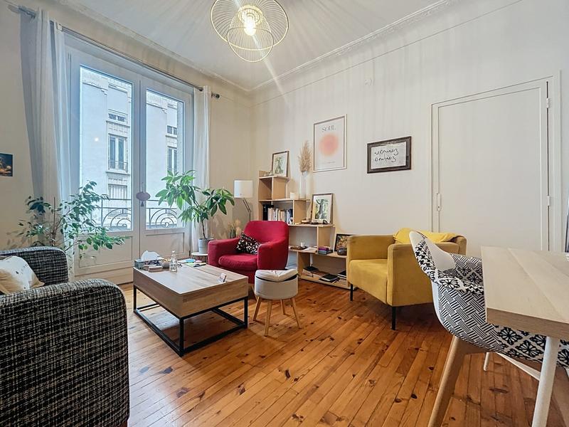 Appartement - 70 m² - 3 pièces