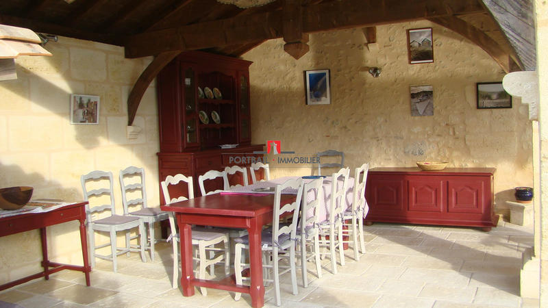 Maison - 228 m² - 6 pièces