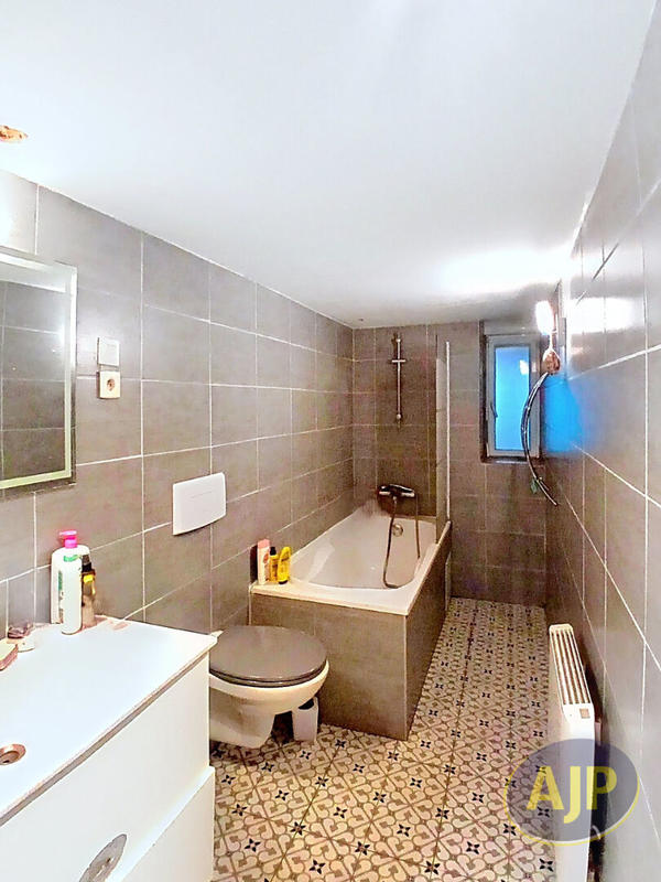 Maison - 82 m² - 4 pièces