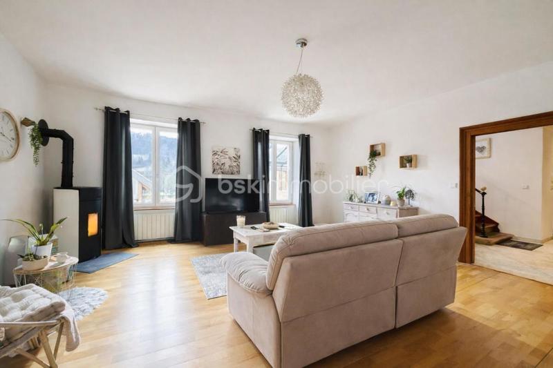 Maison de maîtres - 220 m² - 8 pièces