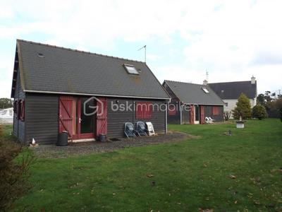 Maison traditionnelle - 91 m² - 7 pièces