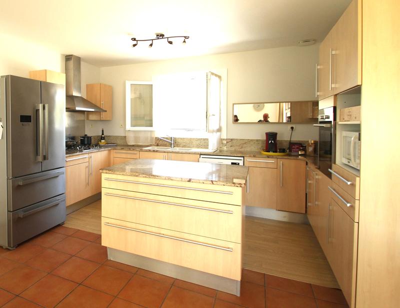 Maison - 103 m² - 5 pièces