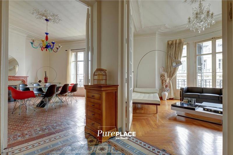 Appartement - 275 m² - 7 pièces