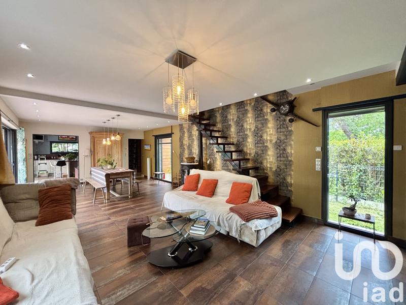 Maison - 150 m² - 5 pièces