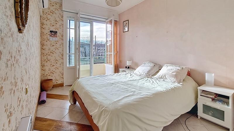 Appartement - 92 m² - 3 pièces