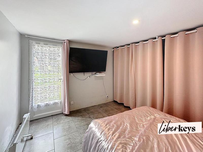 Maison - 180 m² - 6 pièces