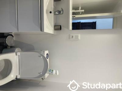 Chambre - 13 m² - 1 pièce