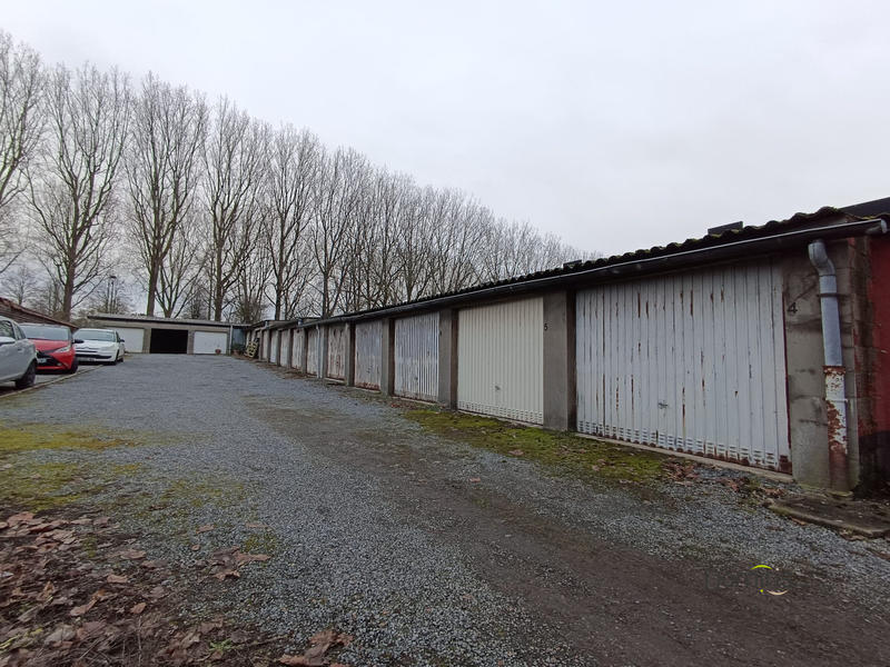 Parking / Garage - 15 m²