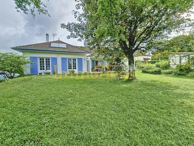 Maison - 127 m² - 6 pièces