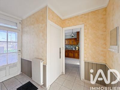 Maison - 97 m² - 5 pièces