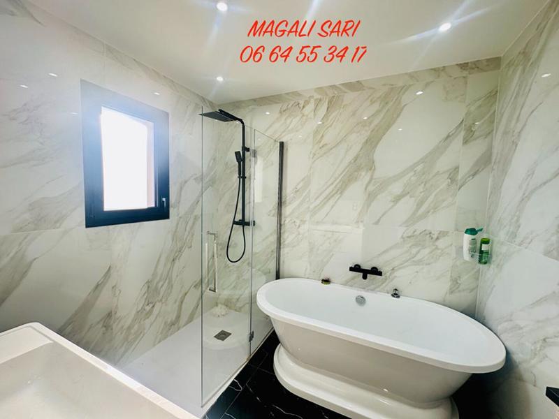 Villa - 185 m² - 8 pièces