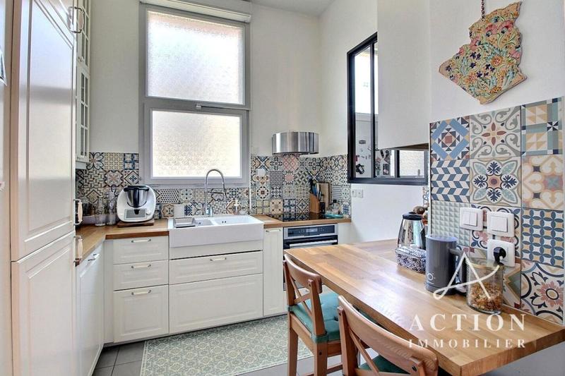 Maison - 101 m² - 5 pièces