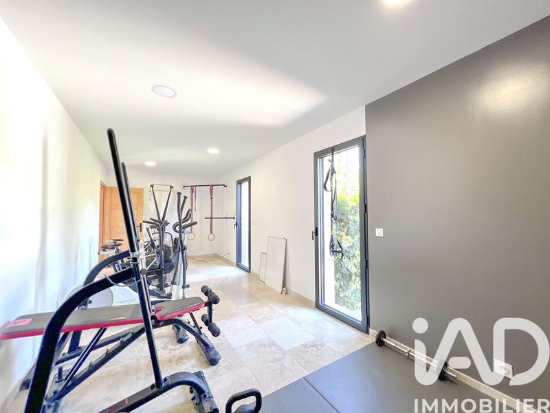 Maison - 290 m² - 8 pièces