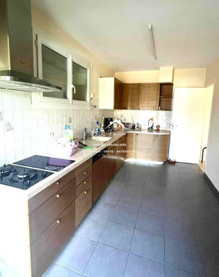 Maison - 86 m² - 5 pièces