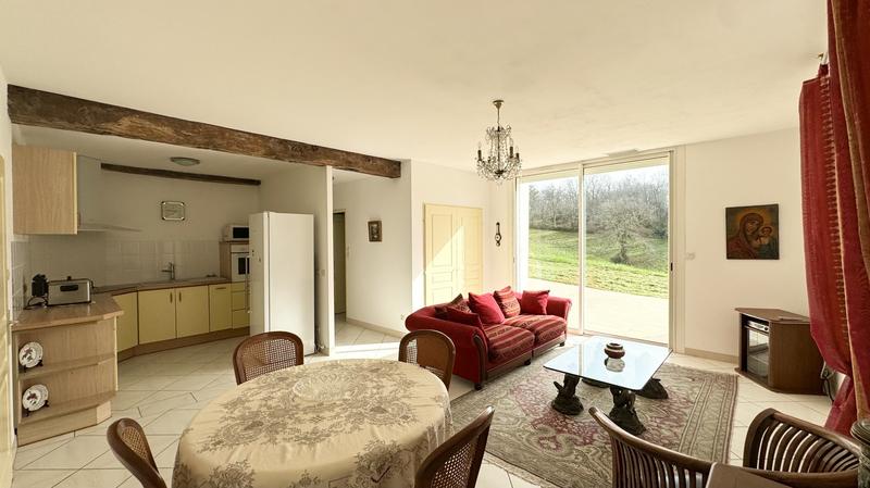 Propriété - 300 m² - 8 pièces