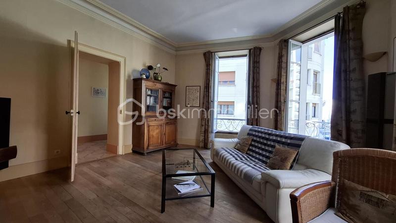 Appartement - 141 m² - 5 pièces