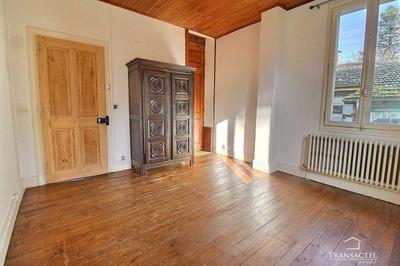 Remise - 100 m² - 4 pièces