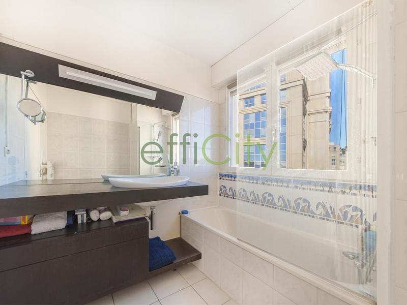 Appartement - 104 m² - 4 pièces