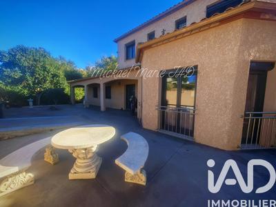 Maison - 180 m² - 7 pièces