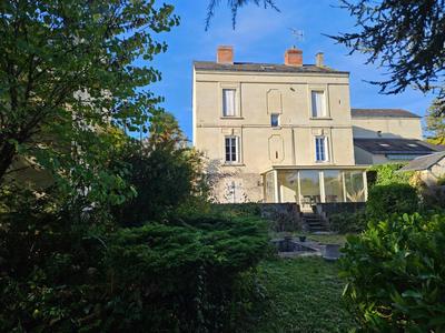 Maison - 165 m² - 7 pièces