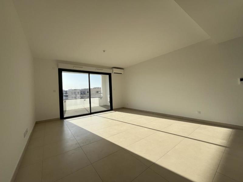 Appartement - 93 m² - 4 pièces