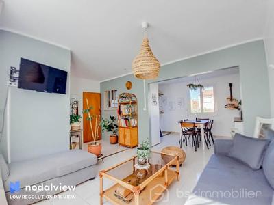 Maison - 103 m² - 7 pièces