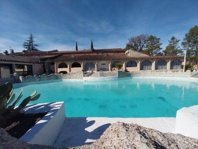 Immeuble - 2 100 m²