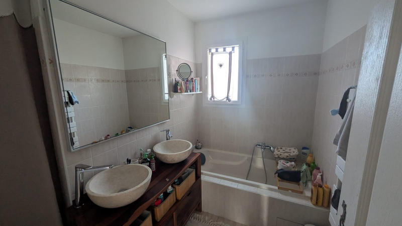 Villa - 99 m² - 4 pièces