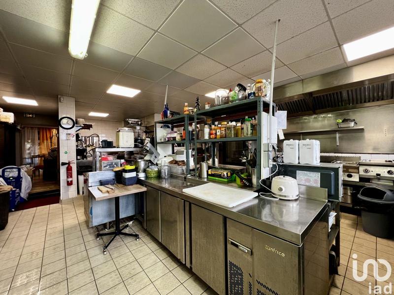 Local commercial - 305 m²