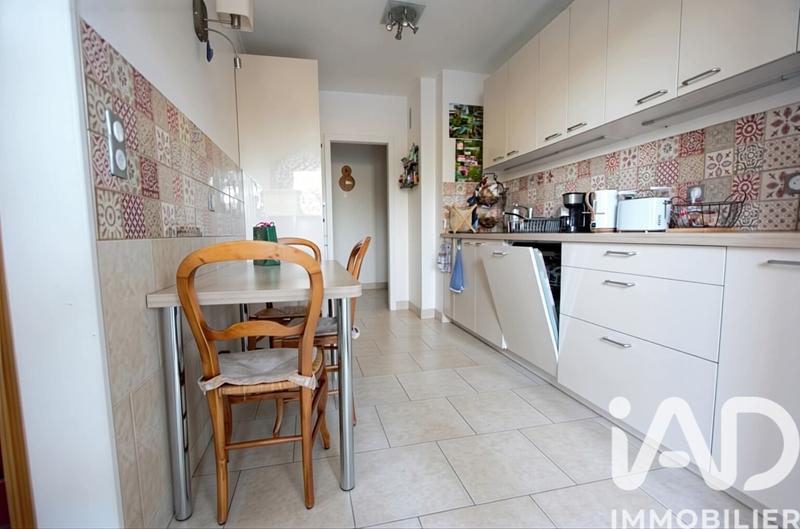 Appartement - 95 m² - 5 pièces