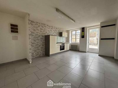 Maison - 94 m² - 4 pièces