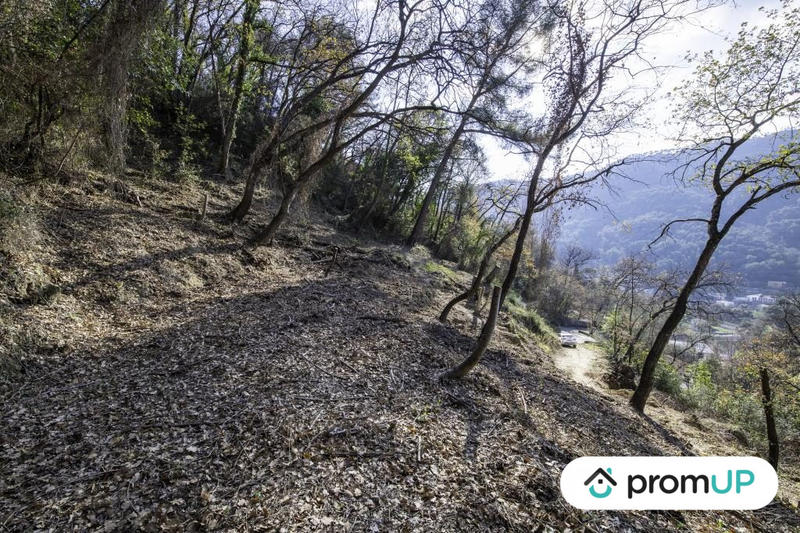 Terrain de loisirs - 2 048 m²