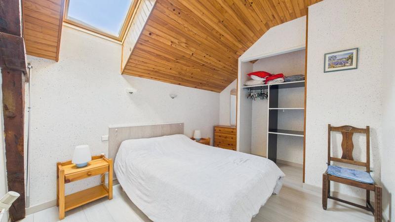 Maison - 200 m² - 9 pièces