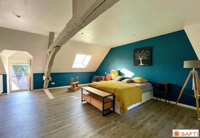 Maison - 189 m² - 8 pièces