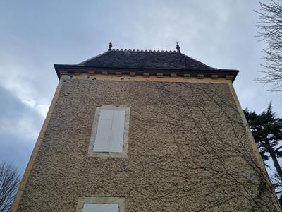 Fonds de commerce - Local d'activité / Entrepôt - 940 m²