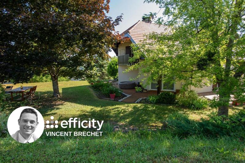 Maison - 233 m² - 7 pièces