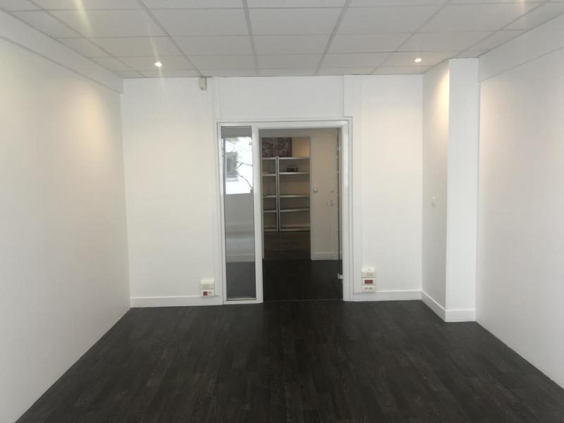 Bureau - 235 m² - 8 pièces