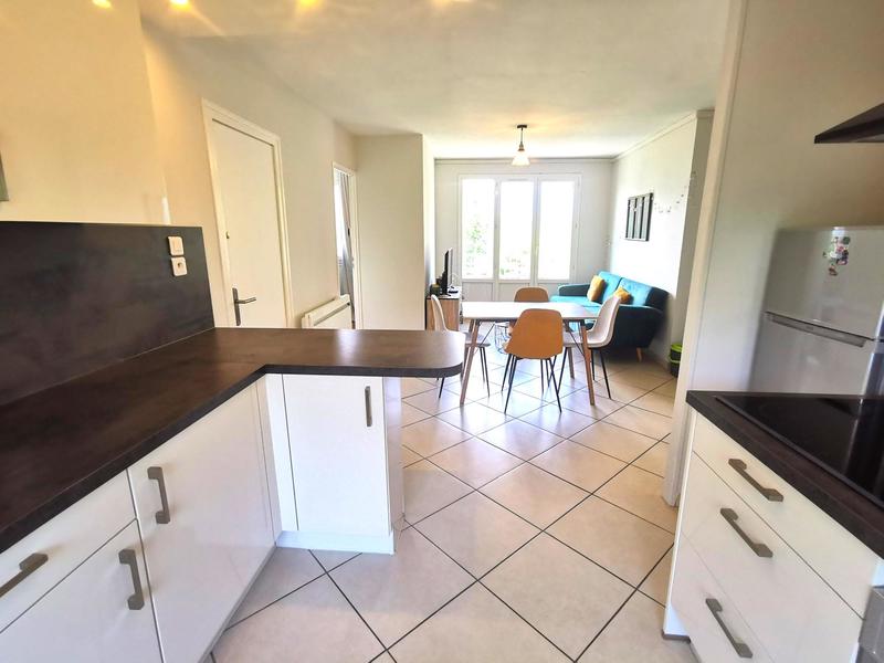 Appartement - 60 m² - 4 pièces