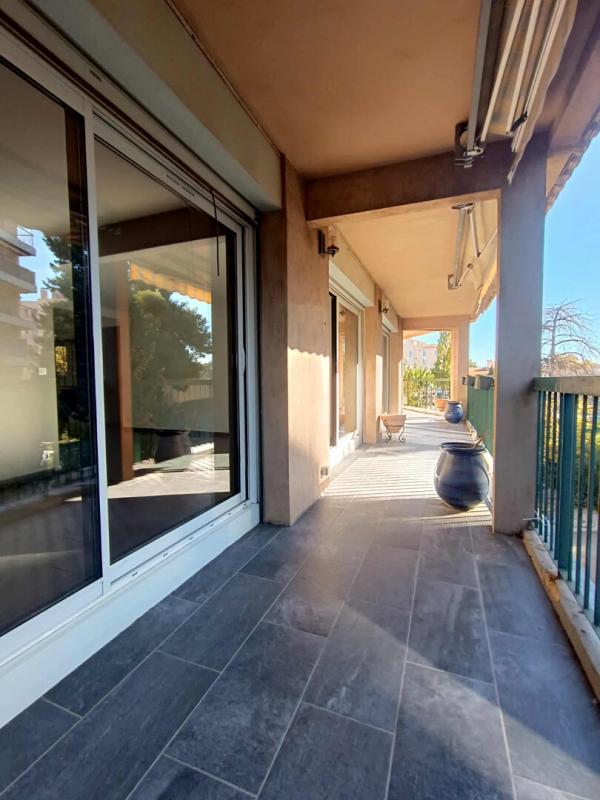 Appartement - 95 m² - 4 pièces