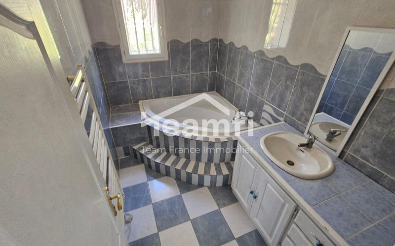 Villa - 157 m² - 6 pièces