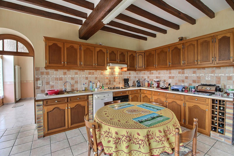 Maison de village - 200 m² - 9 pièces