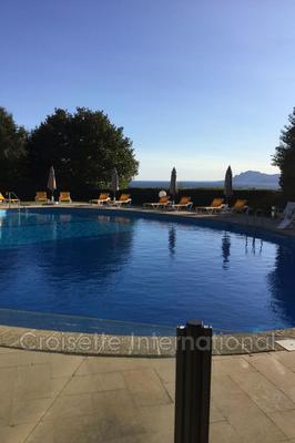 Appartement - 82 m² - 2 pièces