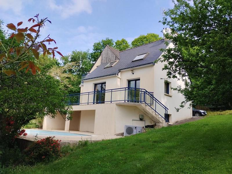 Maison - 120 m² - 6 pièces