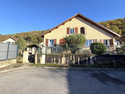 Maison - 75 m² - 3 pièces