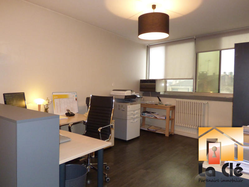 Appartement - 91 m² - 6 pièces