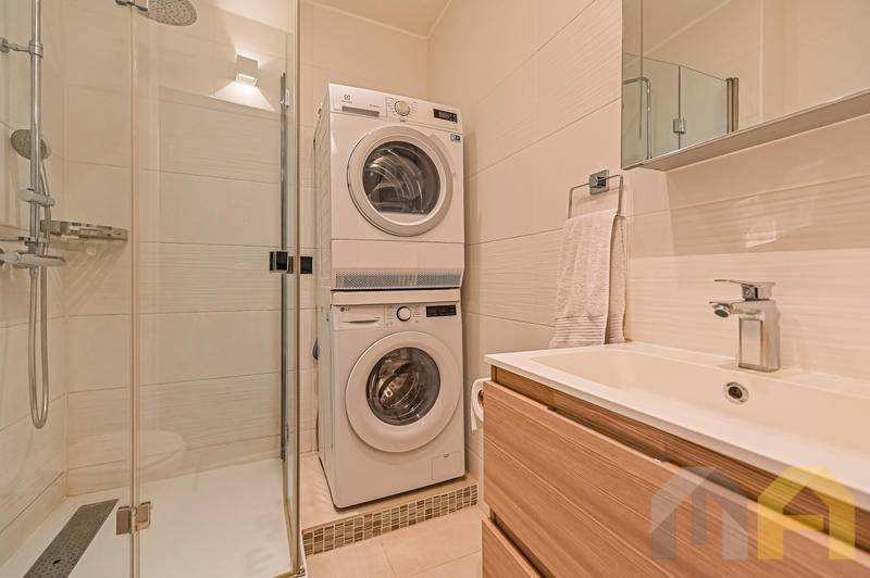 Appartement - 125 m² - 5 pièces