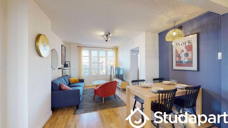 Chambre - 10 m² - 1 pièce