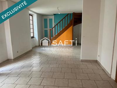 Maison - 221 m² - 4 pièces