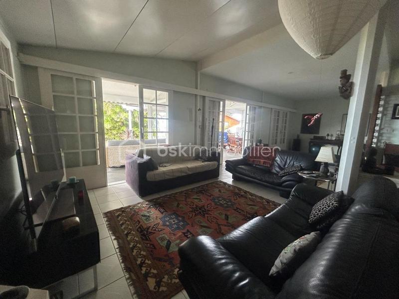 Villa - 185 m² - 6 pièces